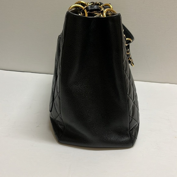 Chanel Shopping Tote( Black) - Picture 4 of 15